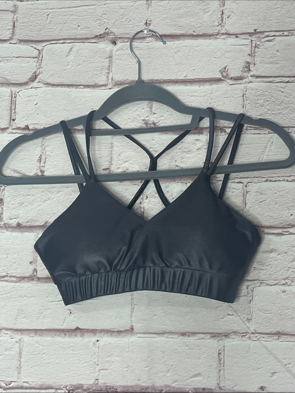 FP Free People Movement Silver Metallic Strappy Sports Bra Like New XS